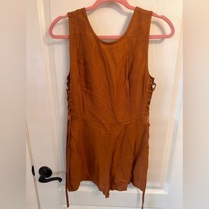 Small RVCA tie side romper. Never worn